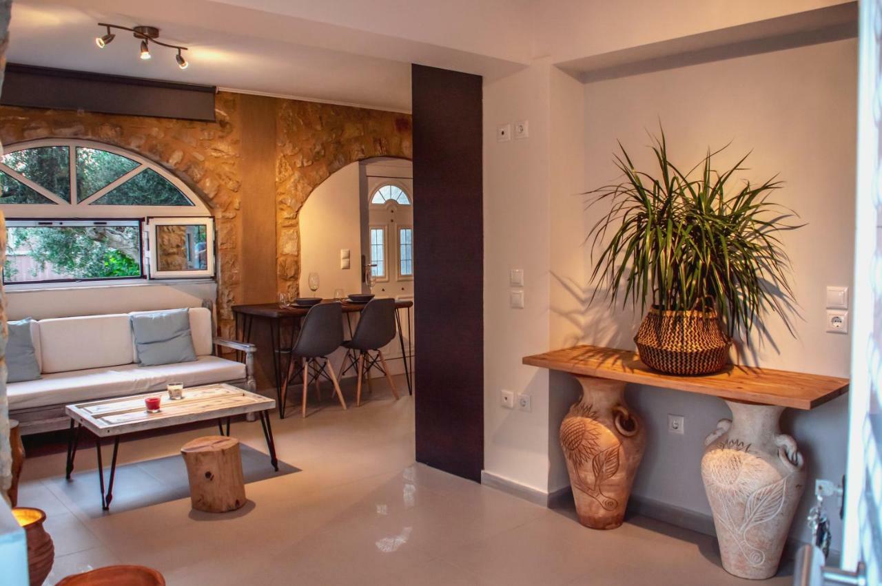 Kamares Suites Kalamata Eksteriør billede